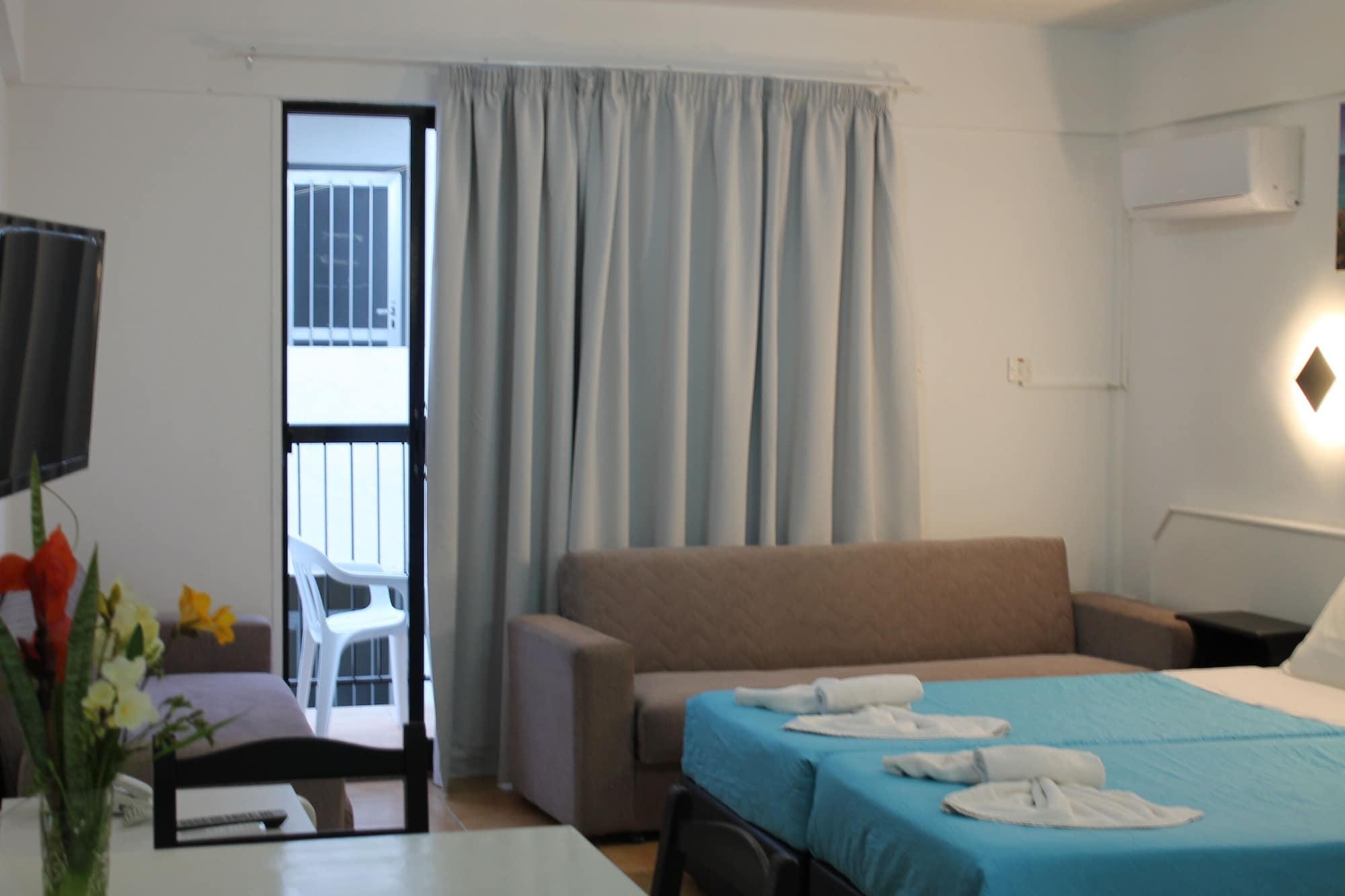 A Maos Hotel Apartments Ayia Napa Exteriér fotografie